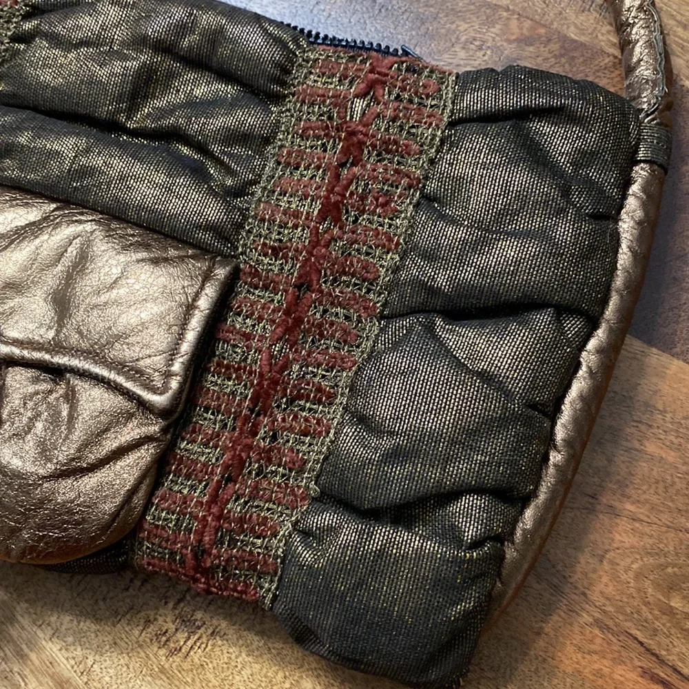 Rose Aronin for Roseeni vintage futuristic quilted gold leather woven shoulder - Picture 4 of 10